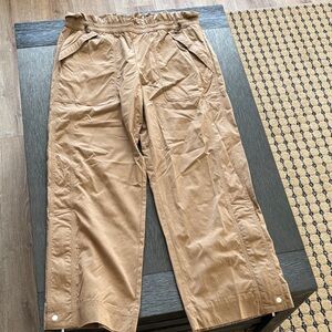 ATHLETA Trekkie Parachute Pant Khaki Tan, army green, black, blue EUC 10P